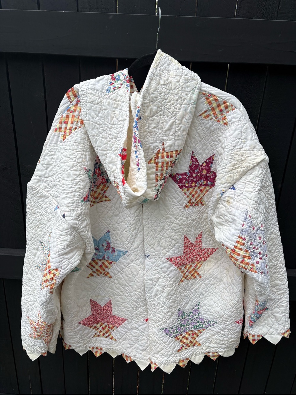 Vintage White Quilted Woman’s Hoodie - Picture 5 of 10